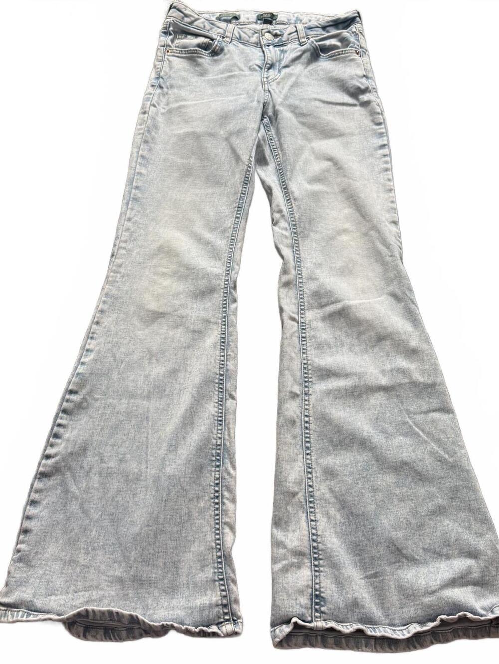 Wild Fable High Rise Flare Light Wash Jeans Women’s Size 6 Y2K